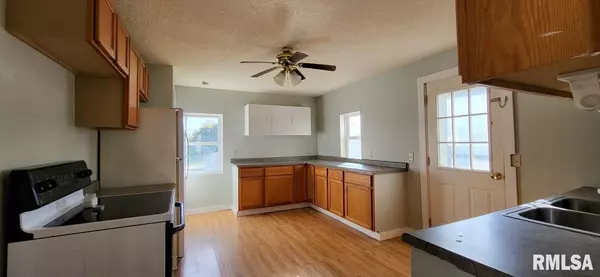 Bennett, IA 52721,529 WILLOW ST