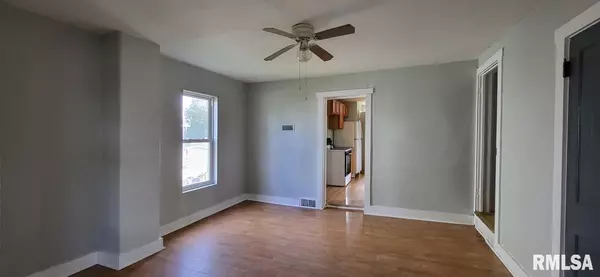 Bennett, IA 52721,529 WILLOW ST