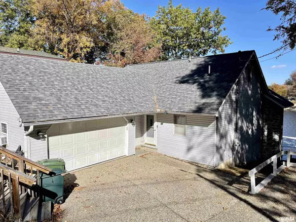 Goreville, IL 62939,175 OAK CIR