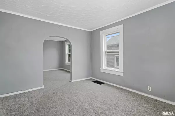 Davenport, IA 52803,1809 TREMONT AVE