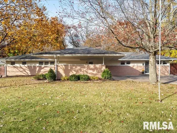 Rock Island, IL 61201,3309 33RD Avenue Court