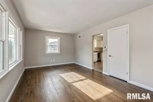 Davenport, IA 52803,1708 JERSEY RIDGE RD