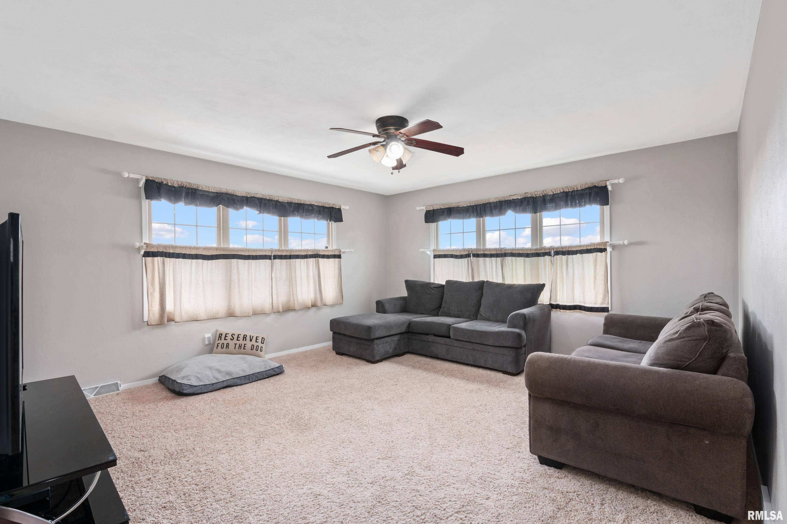 Eldridge, IA 52748,801 W SCOTT ST