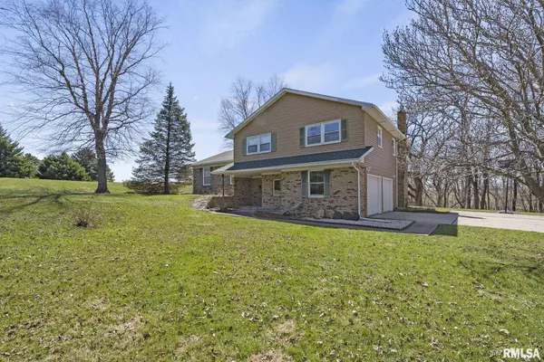 Taylor Ridge, IL 61284,19902 159TH Avenue West