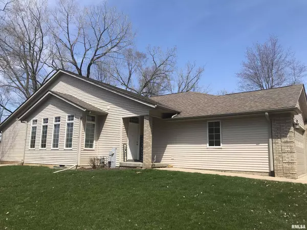 Hampton, IL 61256,17 Cherry Hill CT