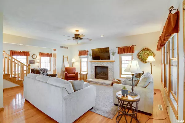 Geneseo, IL 61254,729 Dragonfly LN