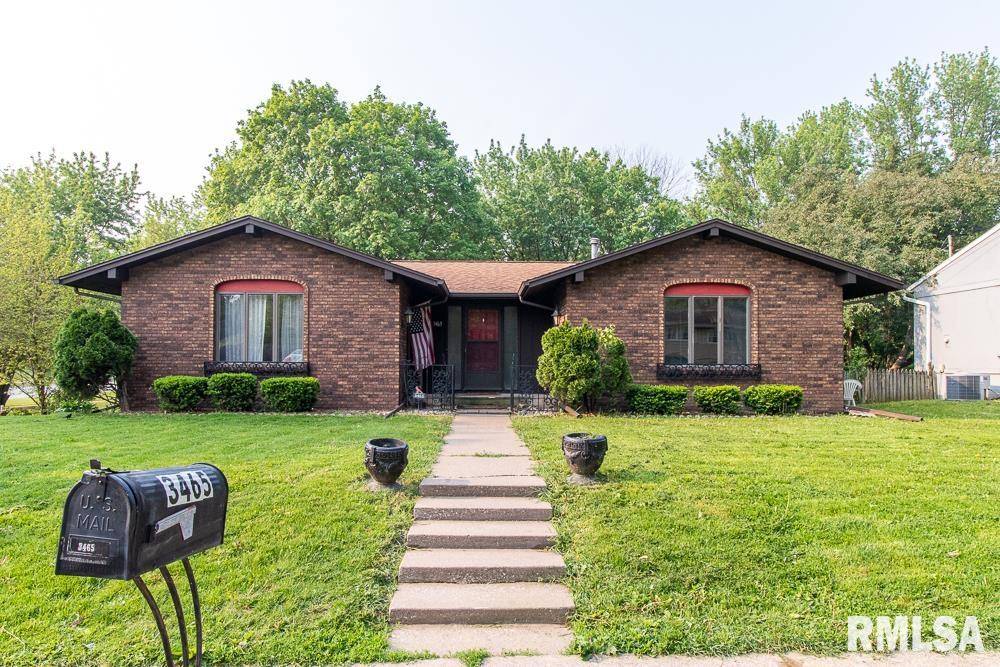 3465 PLEASANT DR, Bettendorf, IA 52722