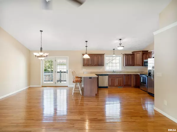 Geneseo, IL 61254,809 S ILLINOIS ST