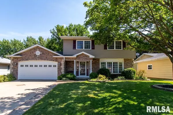 2625 W 35TH ST, Davenport, IA 52806