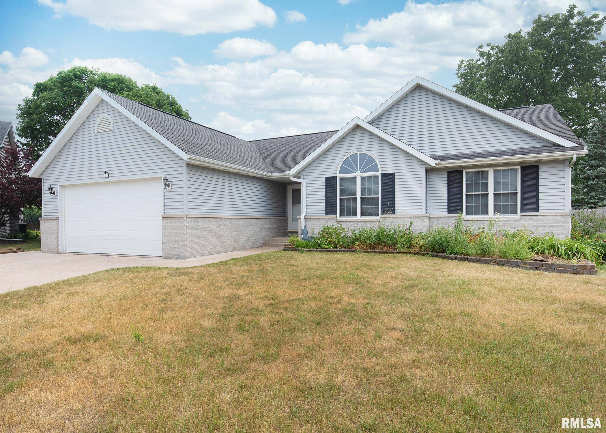 Eldridge, IA 52748,901 W DAVIES CT