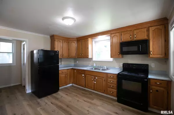 Davenport, IA 52803,2611 GRAND AVE