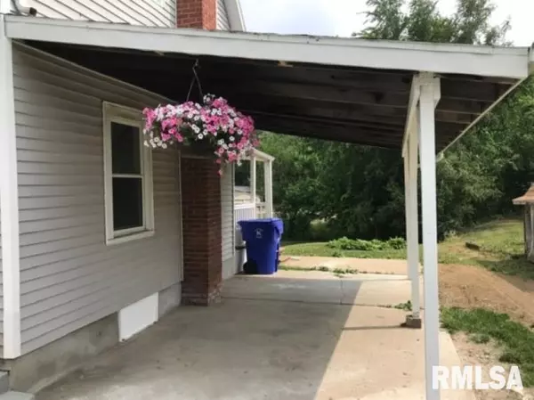 Kewanee, IL 61443,127 W MILL ST