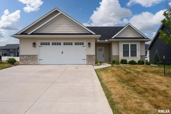 4754 55TH Avenue Court, Bettendorf, IA 52722