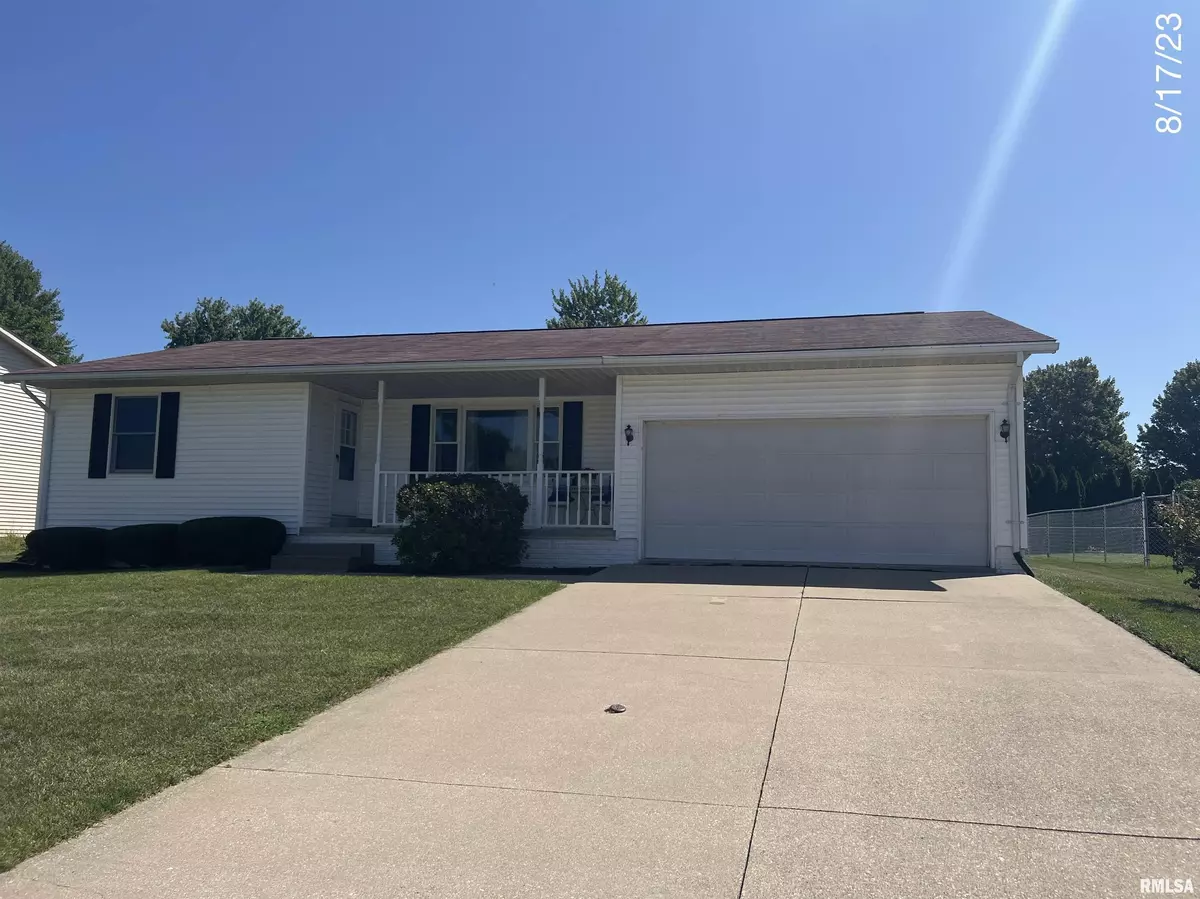 Geneseo, IL 61254,1034 HICKORY ST