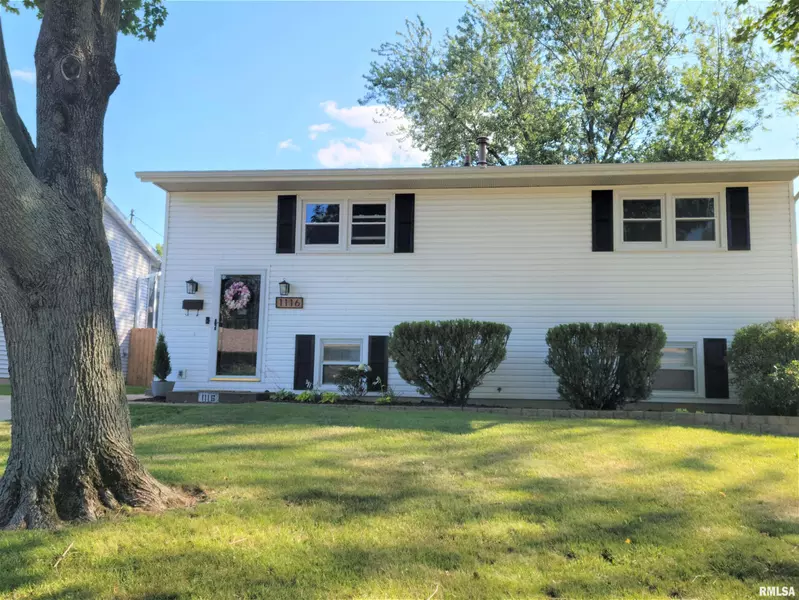 1116 8TH AVE, Silvis, IL 61282