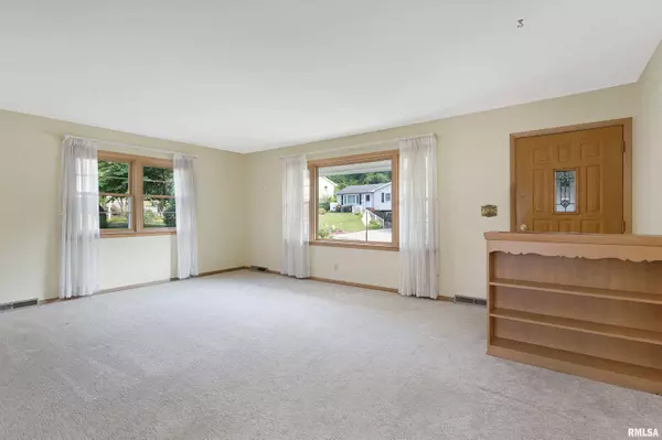 Rock Island, IL 61201,2615 35TH AVE