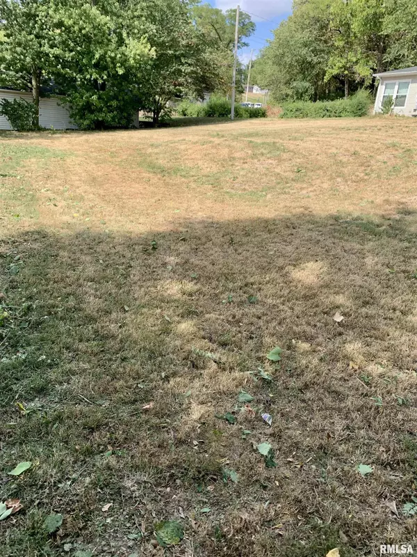 Bettendorf, IA 52722,429 28TH ST