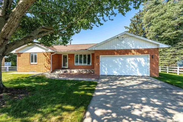 3206 US Route 67, Milan, IL 61264