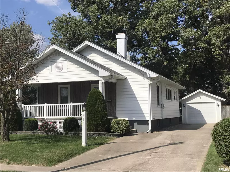 1204 ROCKWELL ST, Kewanee, IL 61443