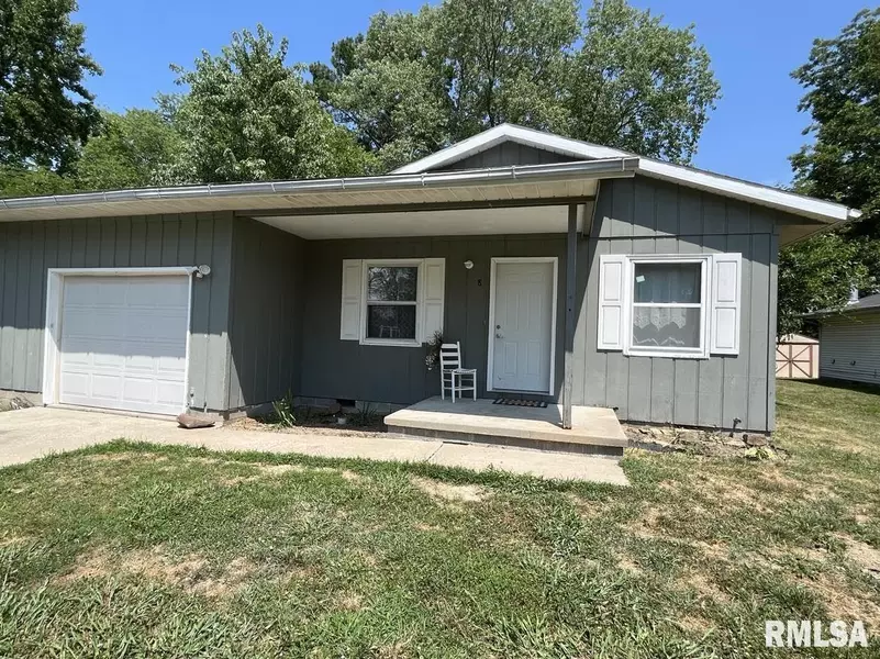 8 WEDGEWOOD CT, Murphysboro, IL 62966