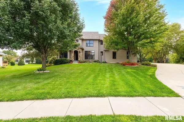 Bettendorf, IA 52722,5357 HOPEWELL CT