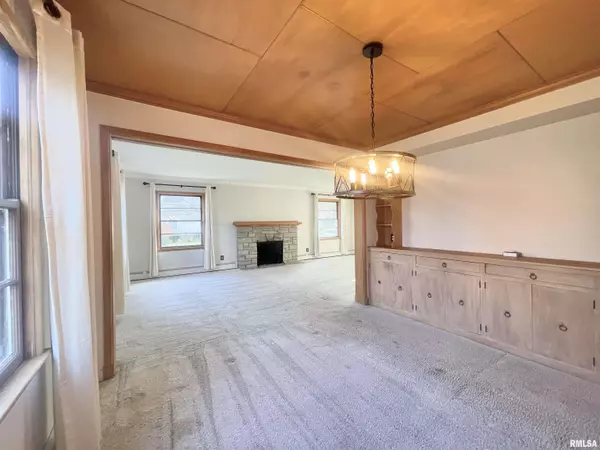 Clinton, IA 52732,1350 CAROLINE AVE