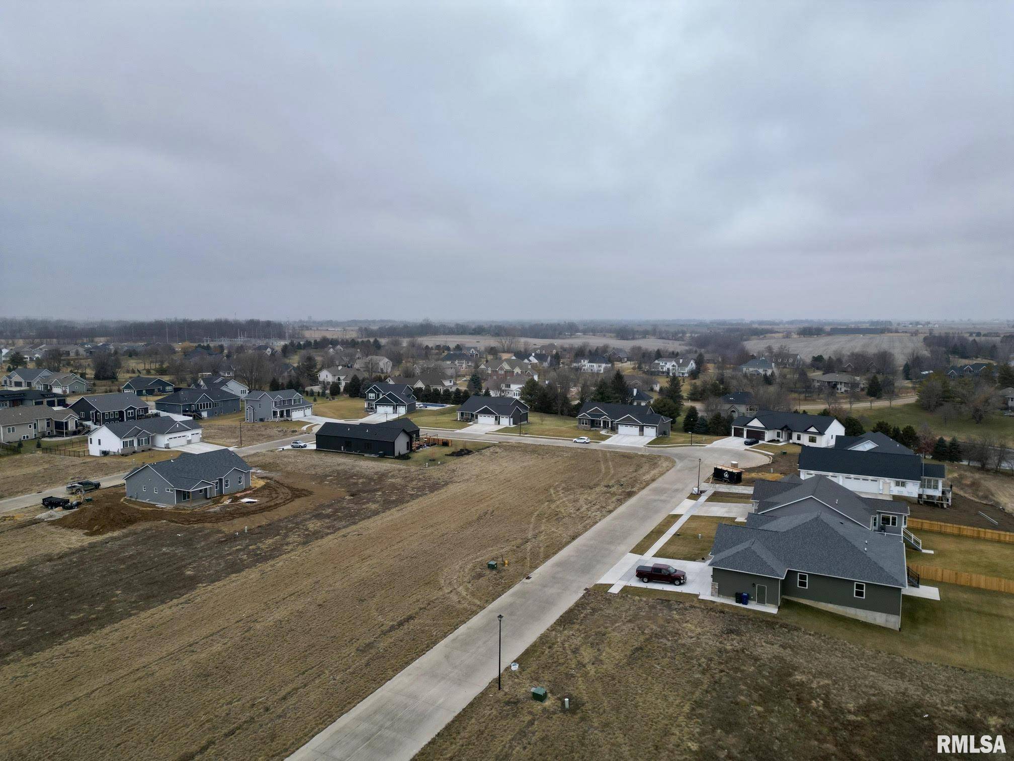 Davenport, IA 52807,2215 E 61ST ST