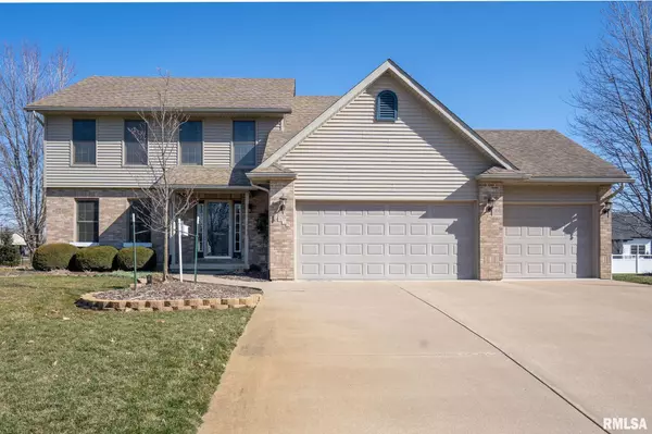 415 S EASTWOOD DR, Long Grove, IA 52756