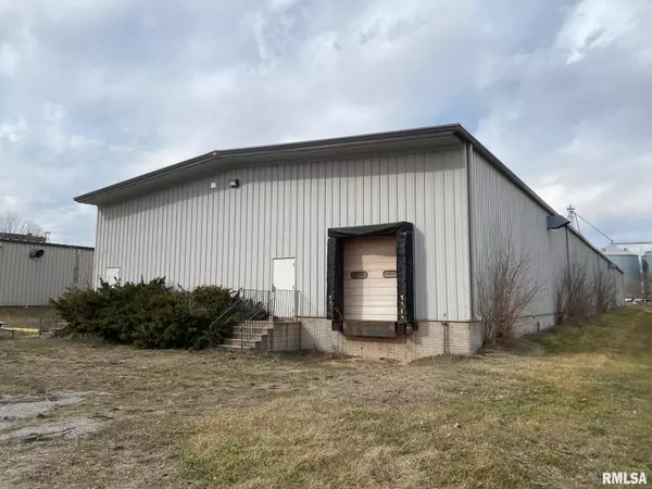 Wilton, IA 52778,403 W 1ST ST