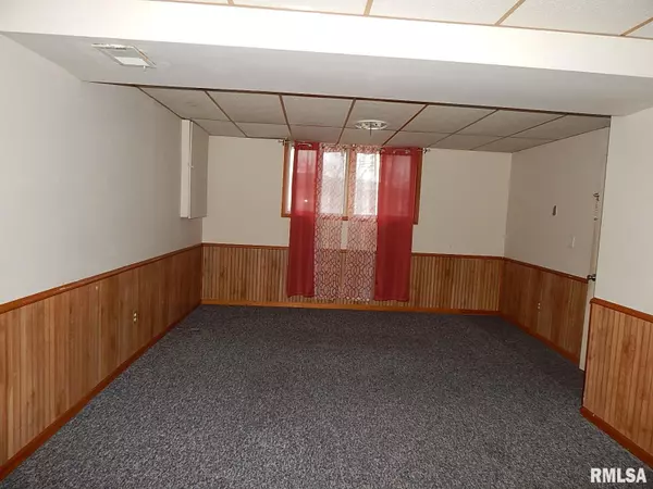 Buffalo, IA 52728,228 DODGE ST