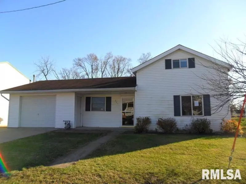 314 E 4TH ST, Wilton, IA 52778