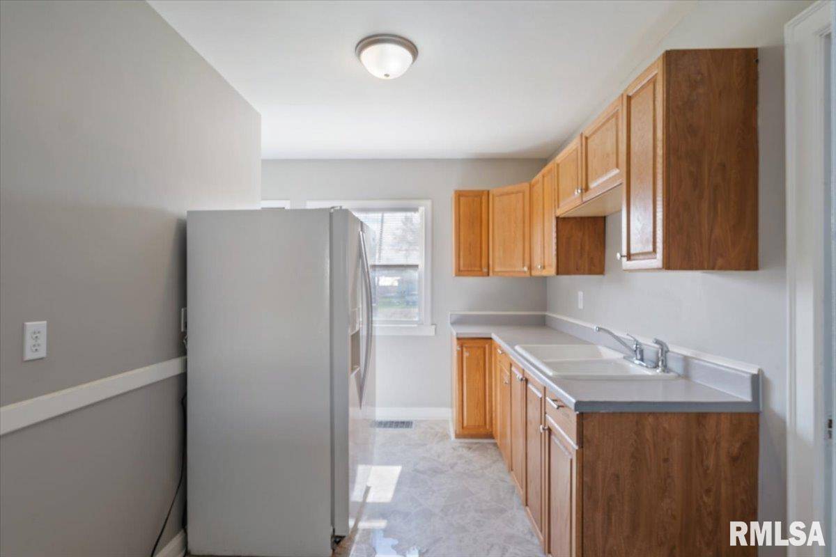 Davenport, IA 52802,1123 CONCORD ST