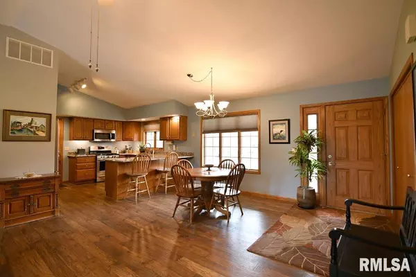 Blue Grass, IA 52726,13050 82ND AVE