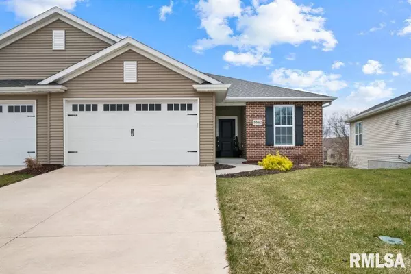 Bettendorf, IA 52722,5582 W CREEKSIDE LN