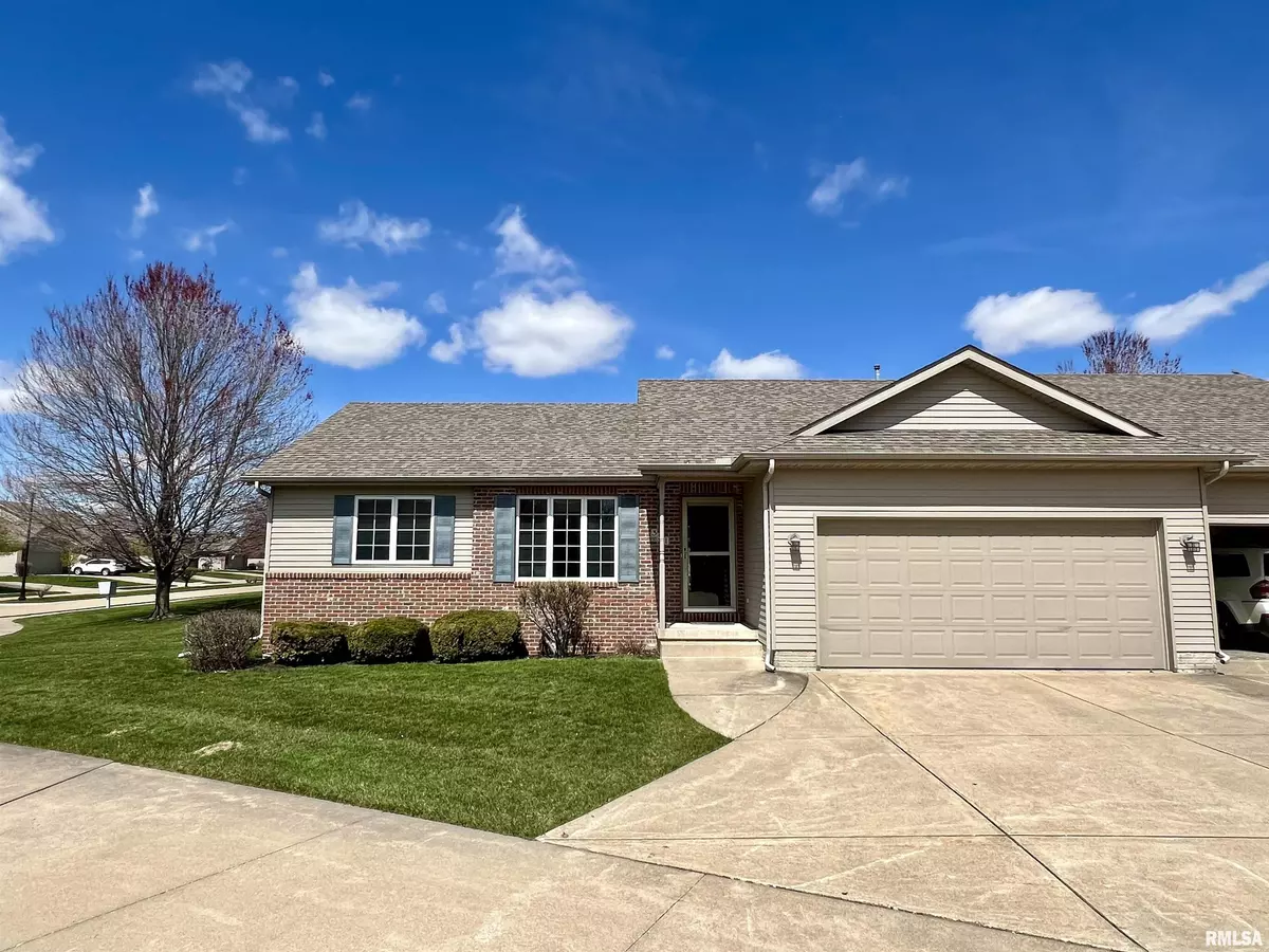 Eldridge, IA 52748,351 COUNTRY CLUB CT
