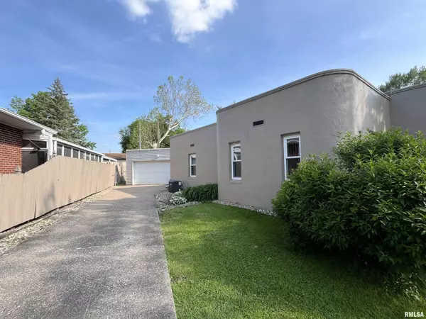 Moline, IL 61265,1890 24TH Avenue Court