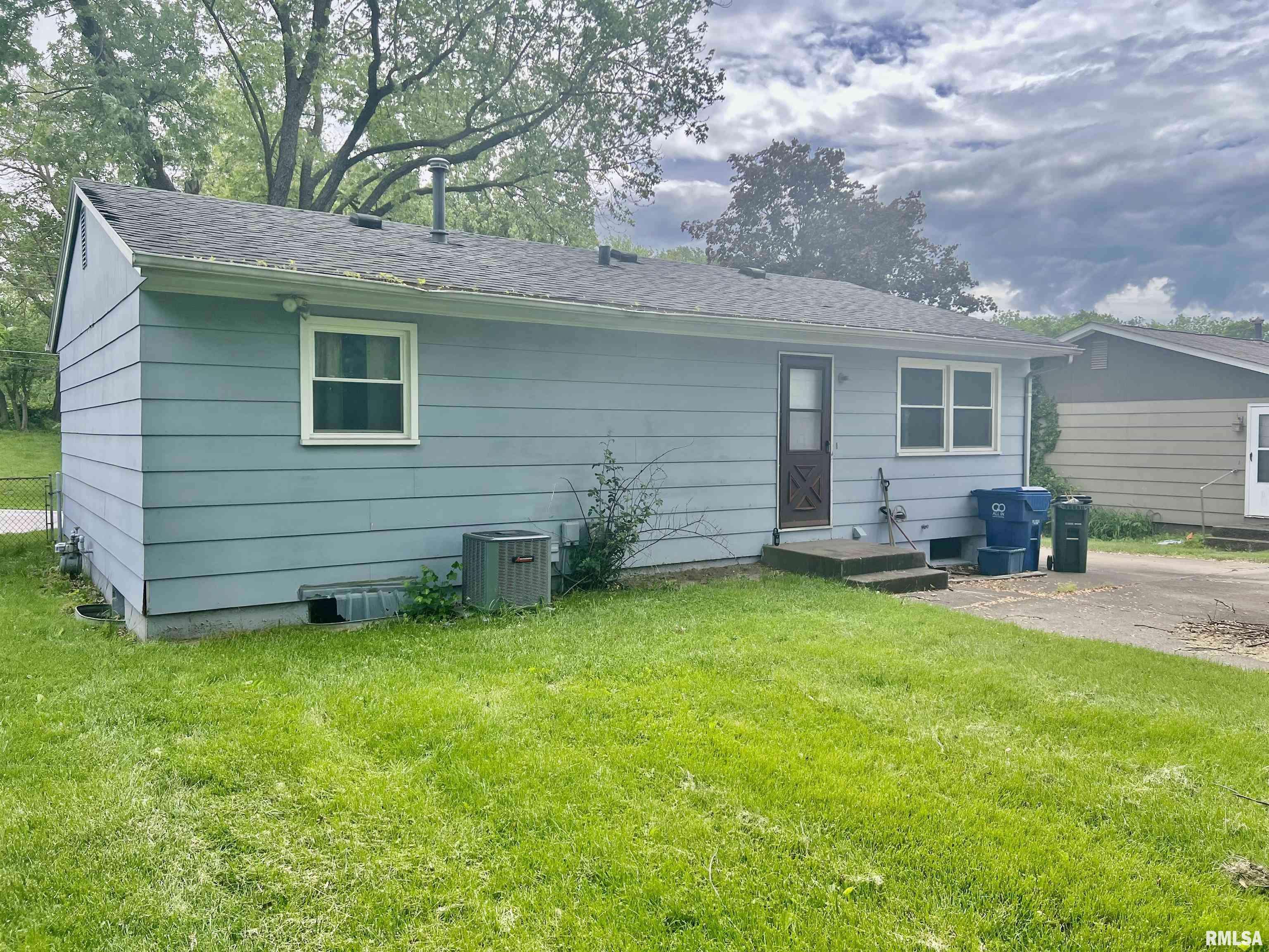 Davenport, IA 52804,1212 N CLARK ST