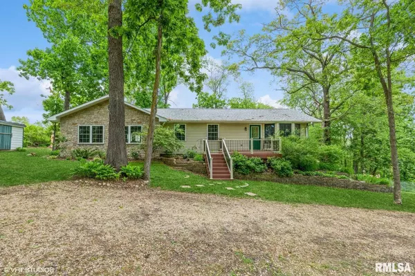 2761 110TH AVE, Wheatland, IA 52777