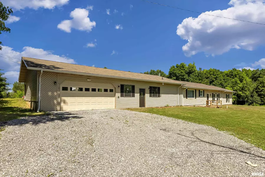 18797 State Highway 149, West Frankfort, IL 62896