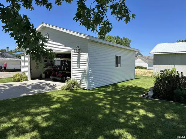 Preston, IA 52069,24 E GILLET ST