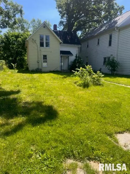 1021 25TH ST, Moline, IL 61201