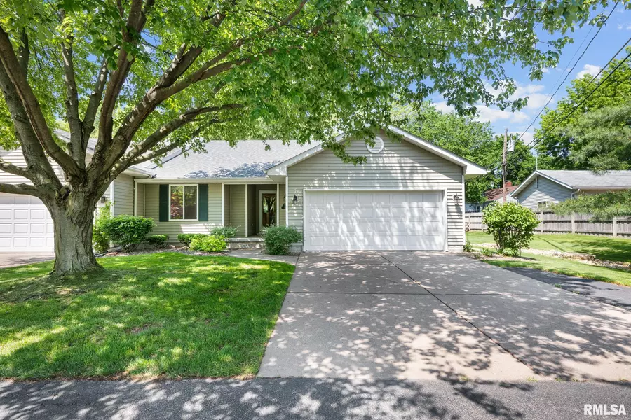 1741 25TH AVE, Rock Island, IL 61201-5388