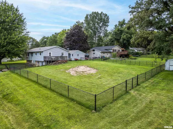 Geneseo, IL 61254,119 S PARK AVE