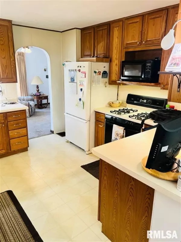 Calamus, IA 52729,92 CLINTON ST