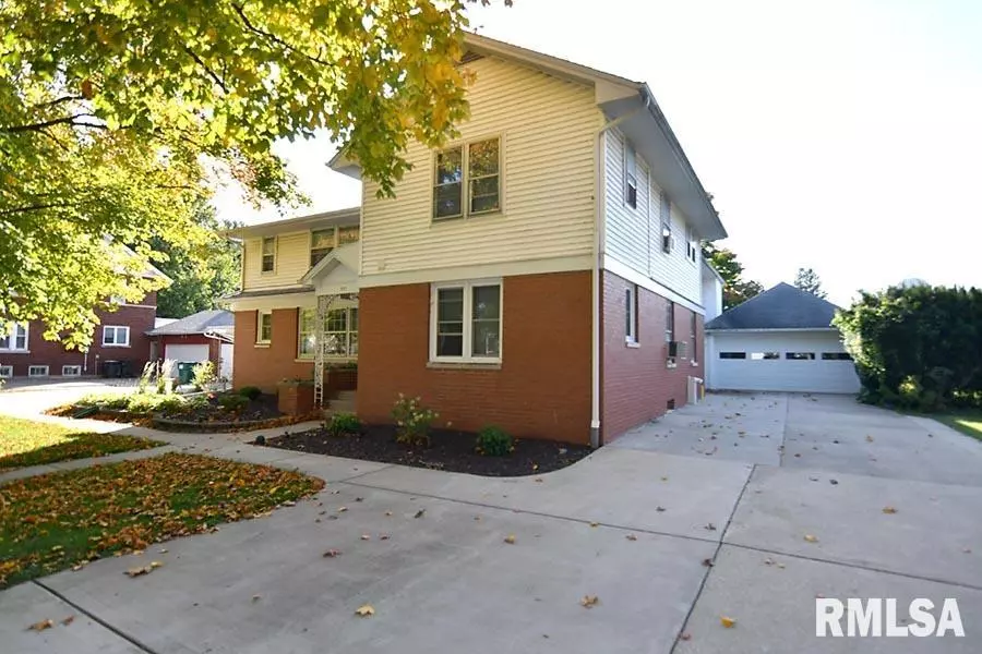 Geneseo, IL 61254,621 N STATE ST