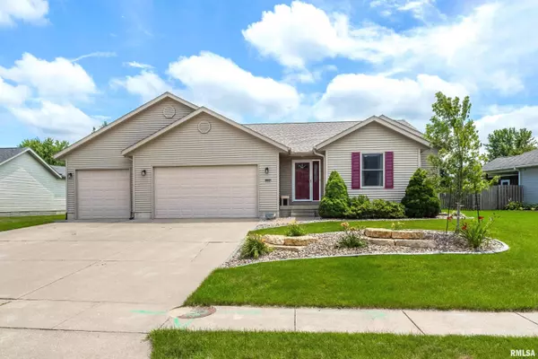 De Witt, IA 52742,1532 SILVER VALLEY DR