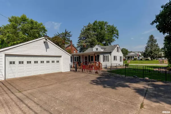 Moline, IL 61265,2950 11TH Avenue A