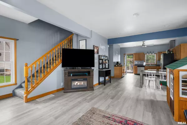 Kewanee, IL 61443,134 E CHURCH ST