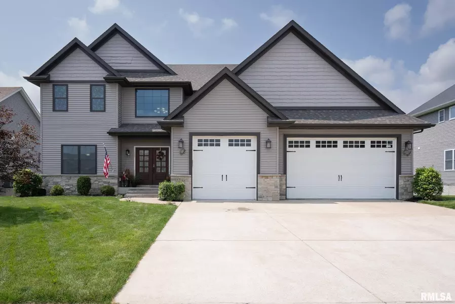 5538 WILLMEYER DR, Bettendorf, IA 52722