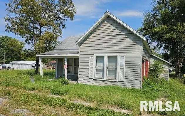 Eldorado, IL 62930,828 ELDER ST